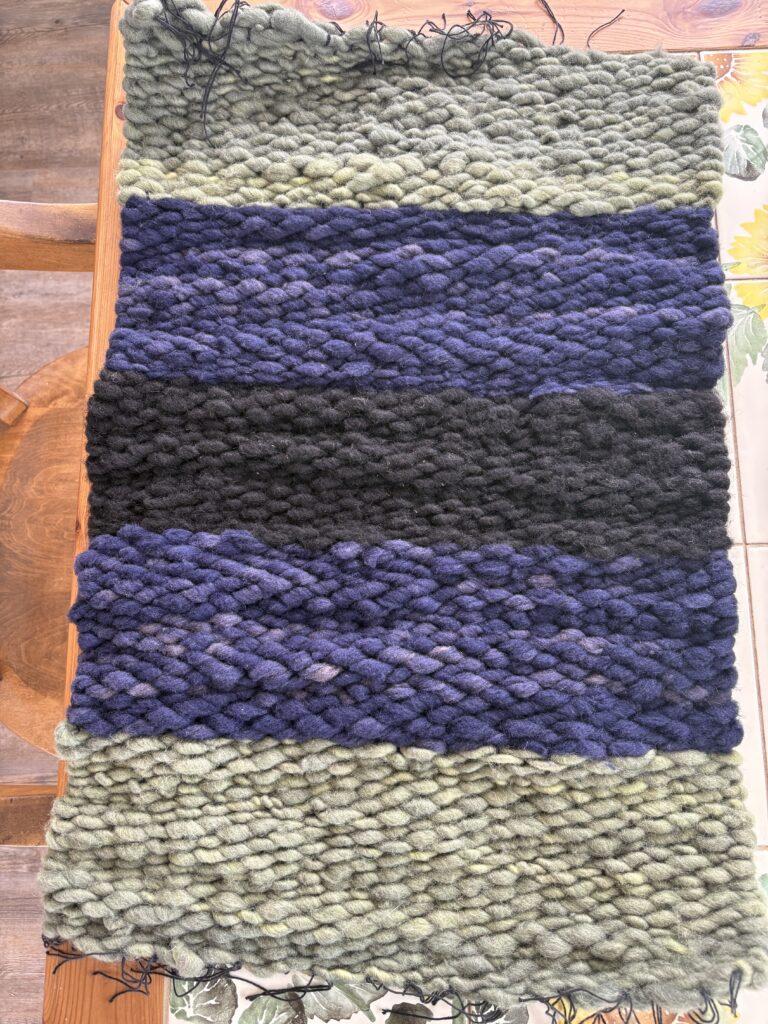 Peg loom rug